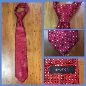 Men’s Nautica Red & Blue Tie